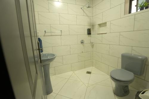 bathroom_1